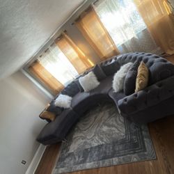 Round Tufted Sectional 