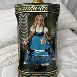 D23 2026  Alice in Wonderland 17" Doll D23 Exclusive LE 1000