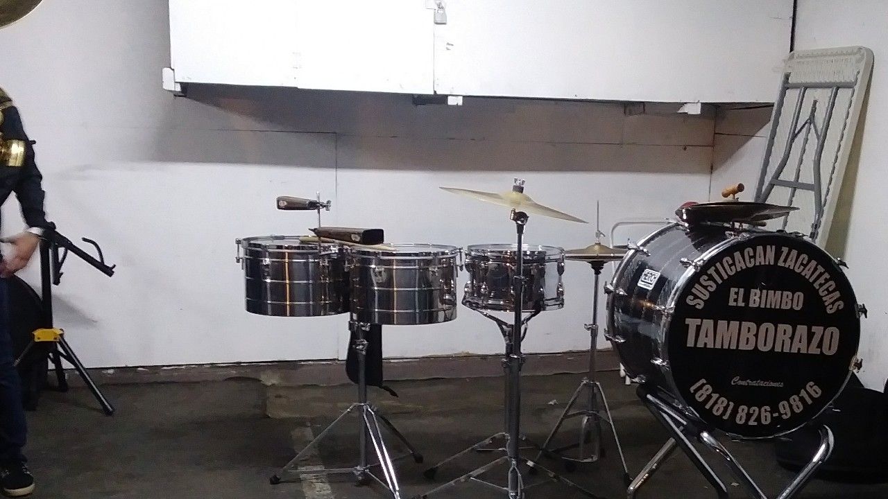 Musica en vivo tamborazo