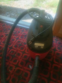 Small shop vac
