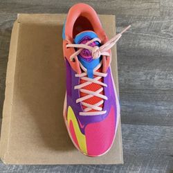 NIKE ZOOM FREAK  4. ” BAHAMAS”