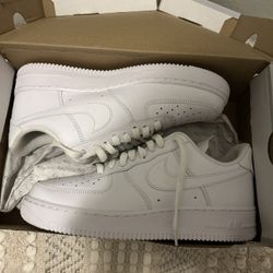 Nike White Air Force 1s With Box And Crease Guards, Good Condition