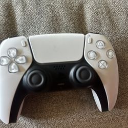 BRAND NEW PS5 CONTROLLER (working) 
