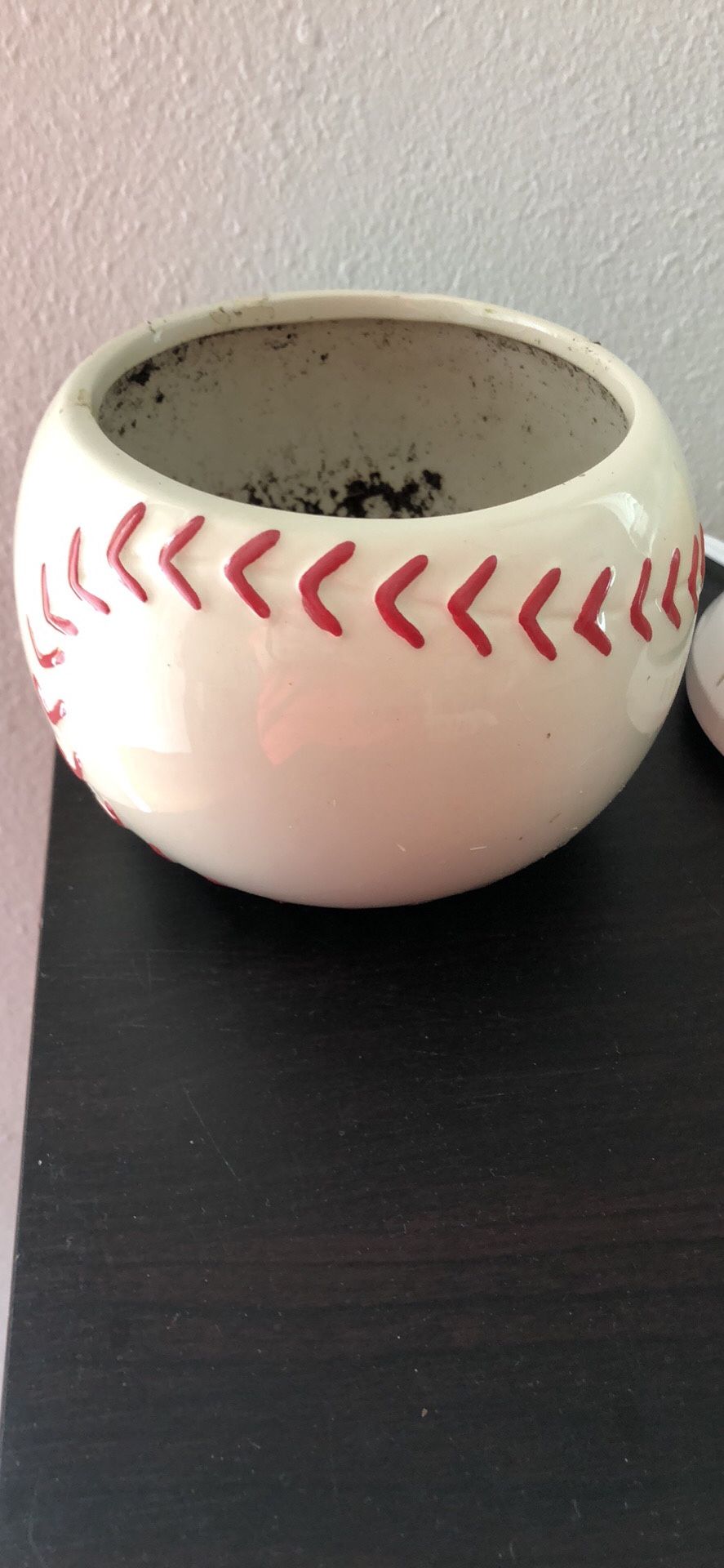 Baseball flower pot