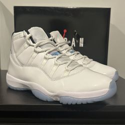 Jordan 11 Columbia