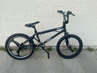 Black 20in BMX