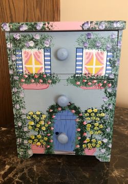 Hand painted tea holder
