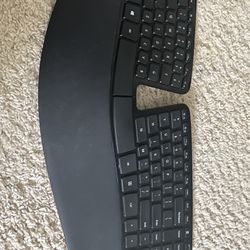 Microsoft sculpt keyboard