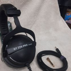 [Used] BeyerDynamic DT 770 Pro 