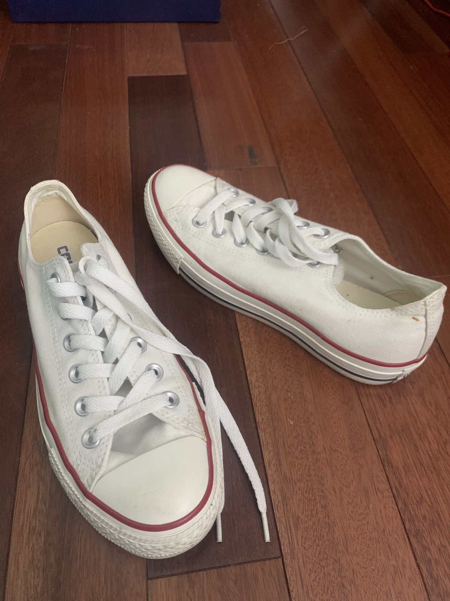 White Converse Size 8