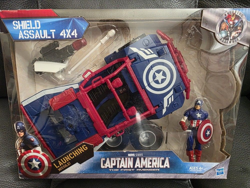Marvel SHIELD Assault 4x4 Vehicle - Captain America - 4" Action Figure Jeep