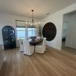 6 Slip Cover White Dining Chairs ( Read Description) 