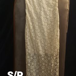Size. S/P White Dress