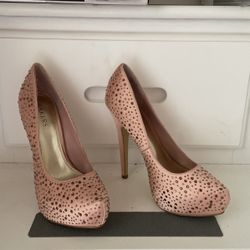 Bakers Size 7.5 Platform Heels!