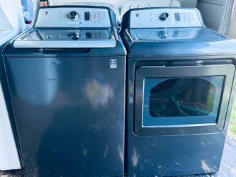 GE Washer and Dryer Set