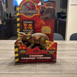 Jurassic Park 3 Triceratops (Hasbro, 2000) NIB