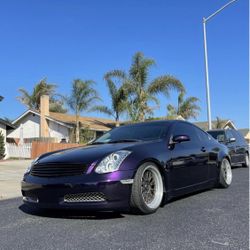 Full and partial vehicle wraps