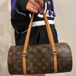 Louis Vuitton Papillon 30 Monogram 