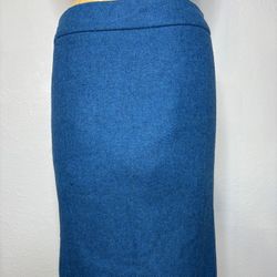 Tevrow and Chase 100 % Wool Straight Skirt With Back Double Pleat Detail Size 4?