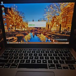 2015 MacBook Pro 13" (Windows 11/MacOS Monterey)