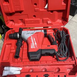 Milwaukee 1-3/4 in. SDS-MAX Rotary Hammer New