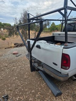 Yakima load assist  bar