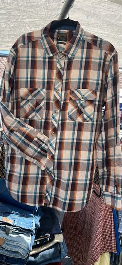 Various Artist Men's Plaid Flannel Button-Up Shirt