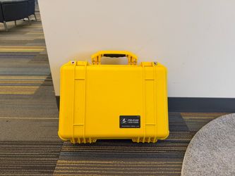 Pelican 1500 Hard Case Yellow with foams