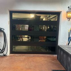 Impacto Garage Doors 
