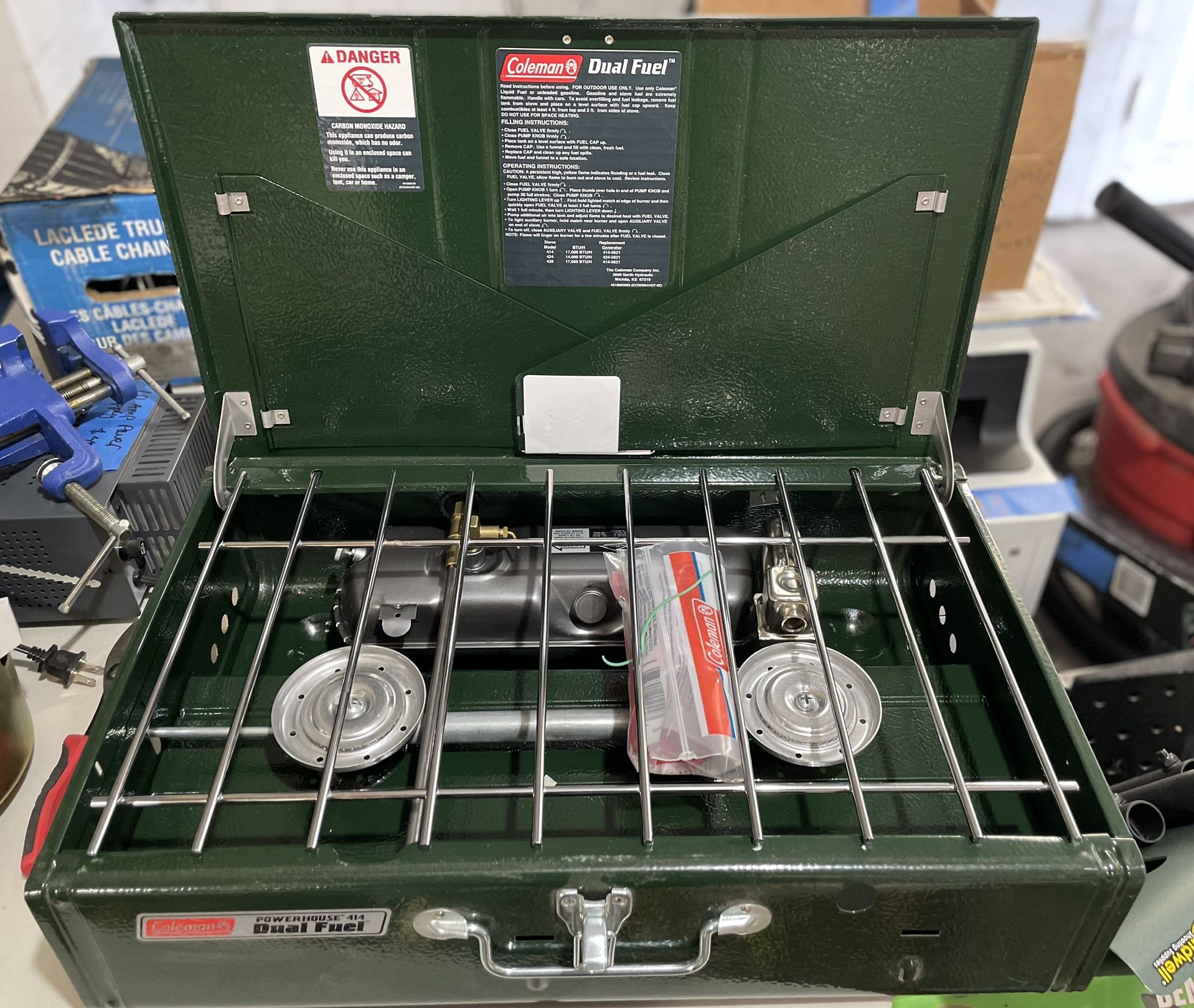 Coleman Dual Fuel Campstove