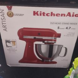 KitchenAid Artisan Tilt Head Stand Mixer 5qrt 4.7 Liters 