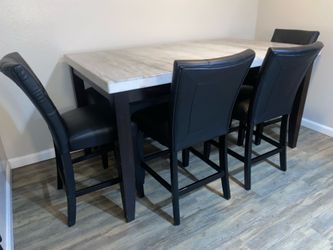 Bar style kitchen table -  white marble top