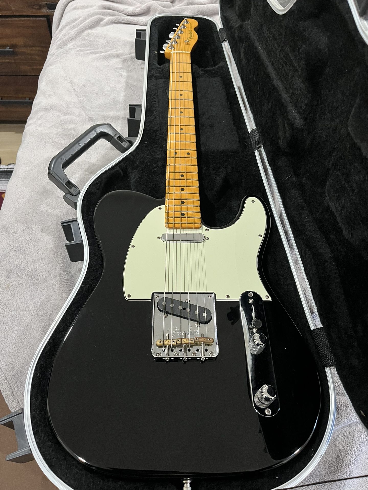 FENDER TELECASTER AMERICAN US