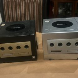 Lot Of 2 Nintendo GameCube DOL-101 & DOL-001 Console Only Parts/Repair POWER ON