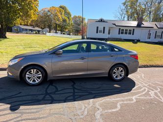 Low miles Hyundai Sonata sell/trade