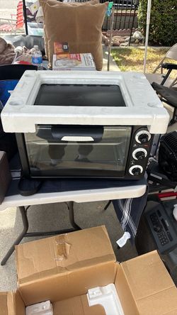 Black Countertop Toaster Oven