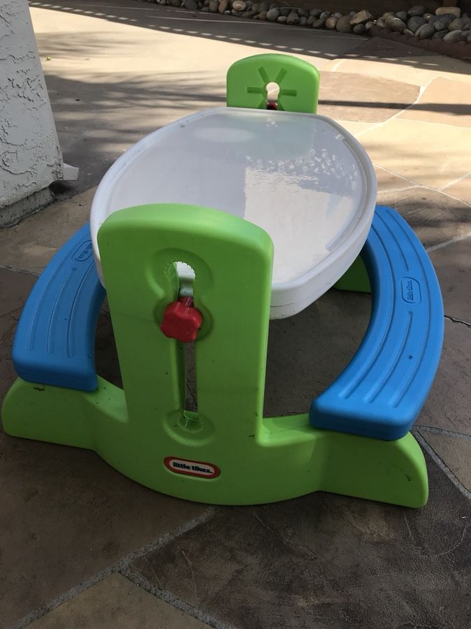 Little Tikes Adjustable Picnic Table