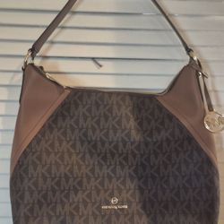 Michael Kors Purse  used Only Once...