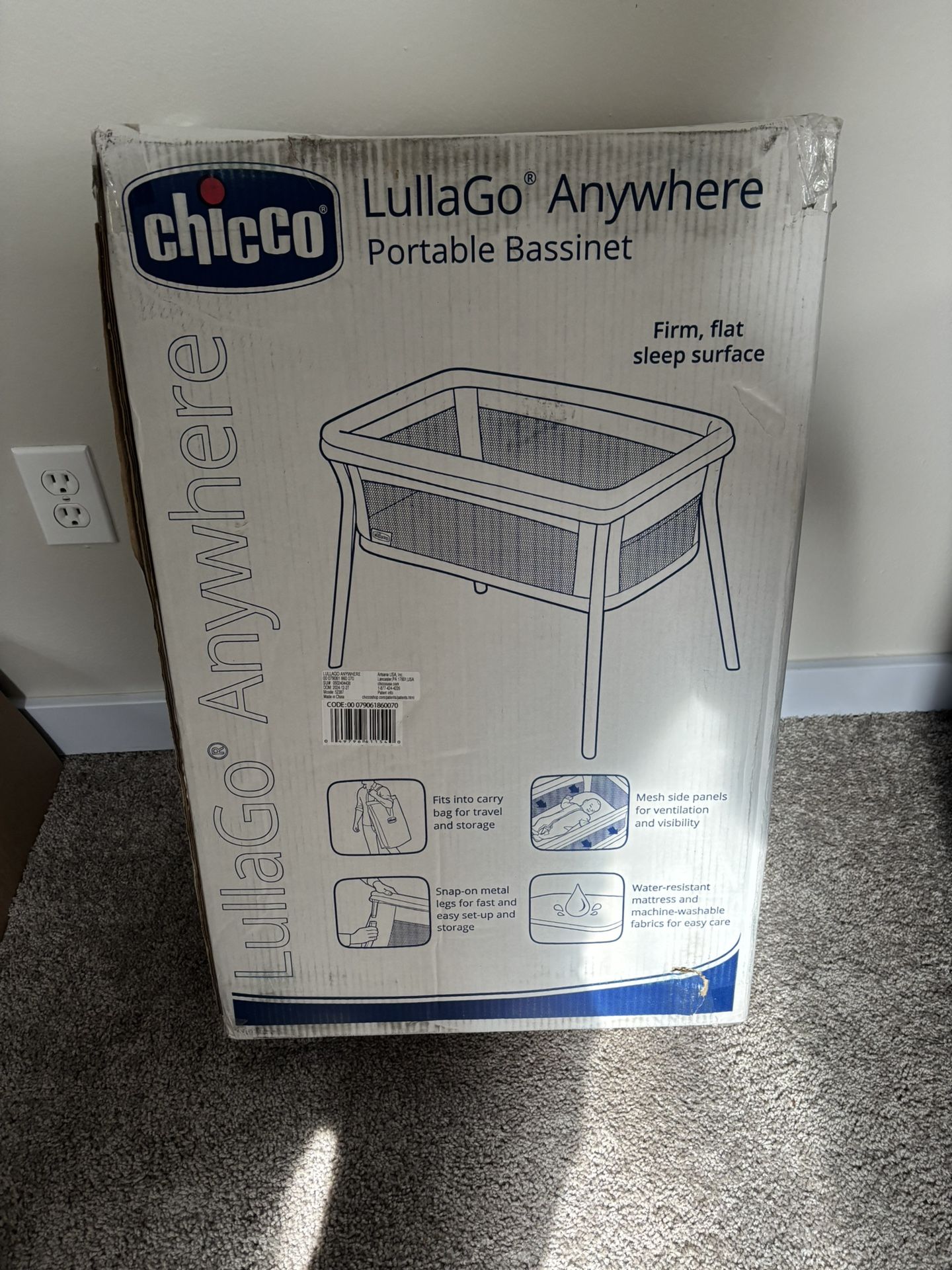 Chicco portable bassinet