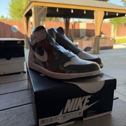 Jordan 1 Retro High OG Black White