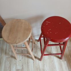 2 Wooden Stools