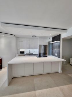 Custom Kitchen Cabinets in Doral – Showroom, Design, Personalized Service, Fast Delivery & Professional Installation