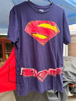 Superman Graphic T-Shirt with Cape Large