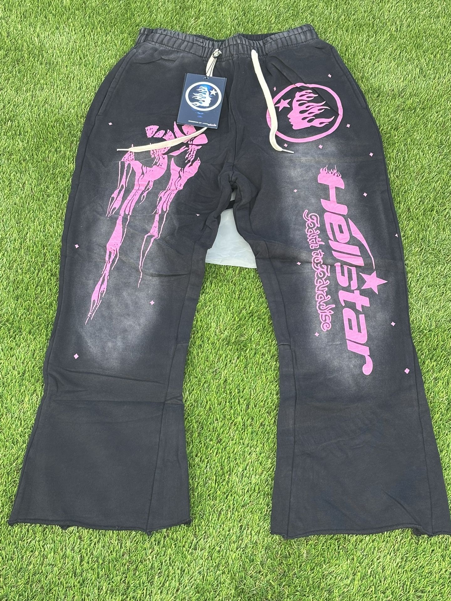 Hellstar black/pink path to paradise flare sweatpants