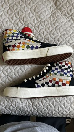 Vans SK8-HI VLT LX "PRIDE" Size 9