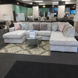 Luxe Sofa Set