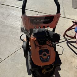 Power Washer ( Gas ) Working Good