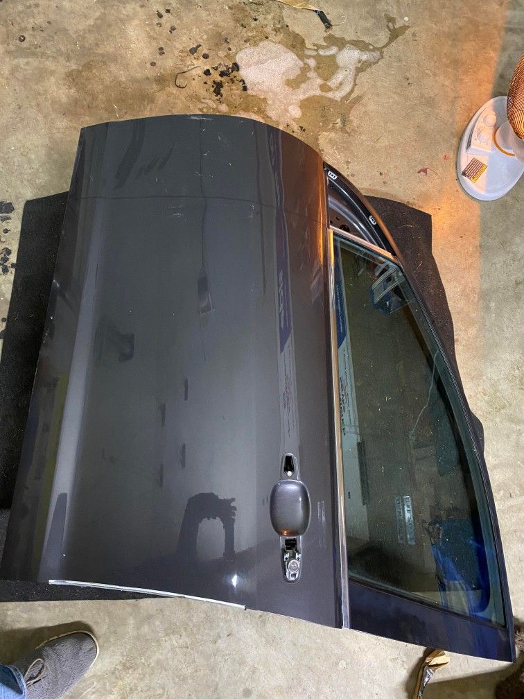 2008 2009 Pontiac G8 Front Drivers Door And Both Rear Doors