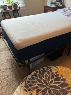 Twin medium, plush mattress, bed ￼