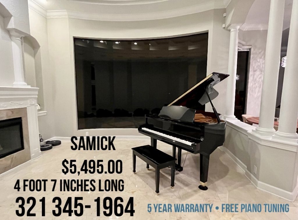 Black Hi-Goiss Baby Grand Piano LIKE NEW CONDITION samick 4 Foot 7 Inches Long Free Tuning , & 5 YEAR WARRANTY